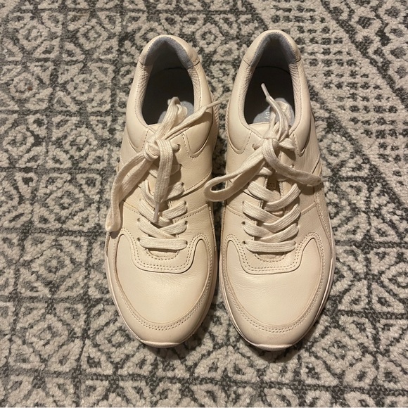 The Trainer by Everlane in Blush NWOB - Picture 5 of 8